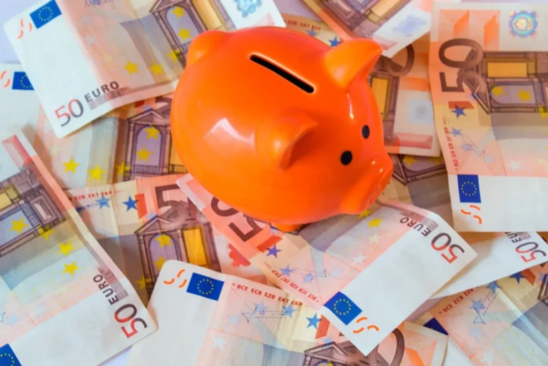 Investir 50 euros pour gagner 400 : ce qui marche vraiment et ce qui ruine les débutants